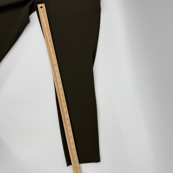 Lululemon On the Fly 7/8 Olive Green Pants - Picture 11 of 11